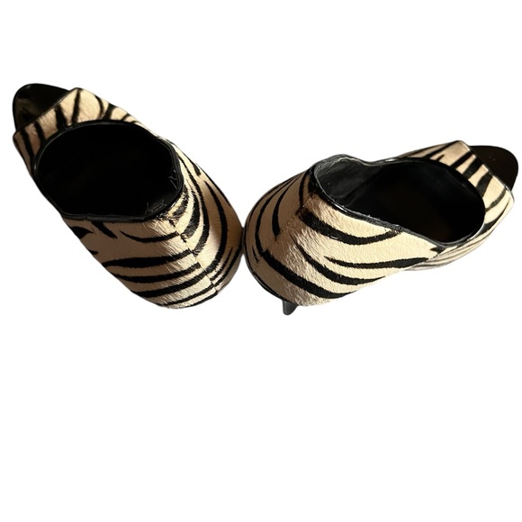 ALDO ZEBRA Black & White Calf Hair Peep Toe Platform Pumps - Picture 3 of 5